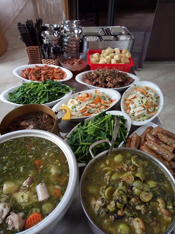 Không đâu như thanh hóa cơm văn phòng đều là buffet ai thấy cũng chết thèm - 8