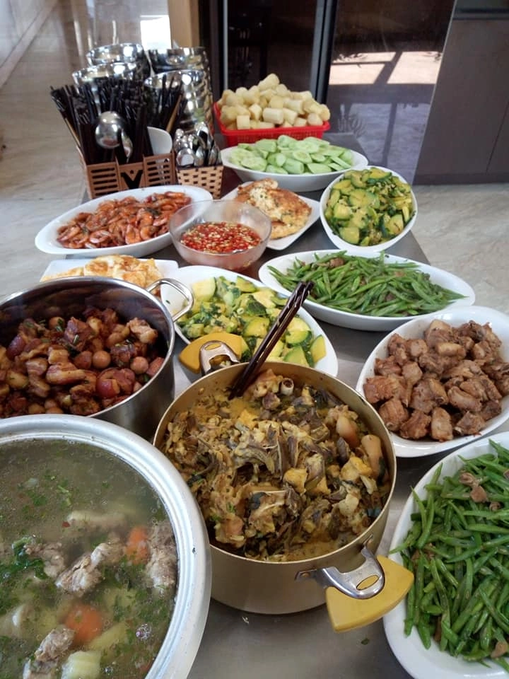 Không đâu như thanh hóa cơm văn phòng đều là buffet ai thấy cũng chết thèm - 13