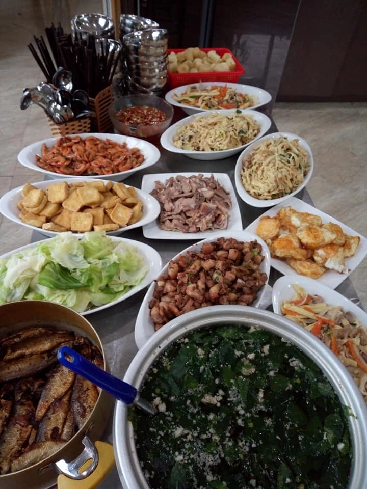 Không đâu như thanh hóa cơm văn phòng đều là buffet ai thấy cũng chết thèm - 14