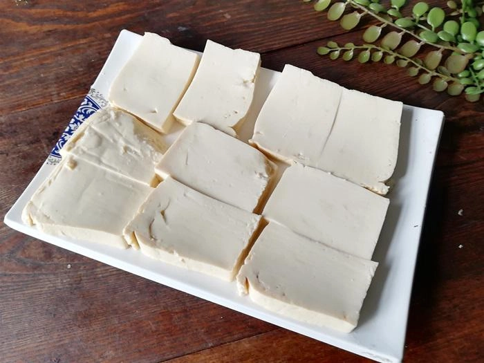 Làm đậu phụ om thịt thêm một thìa gia vị này đậu ngon mà màu đẹp hơn hẳn - 1