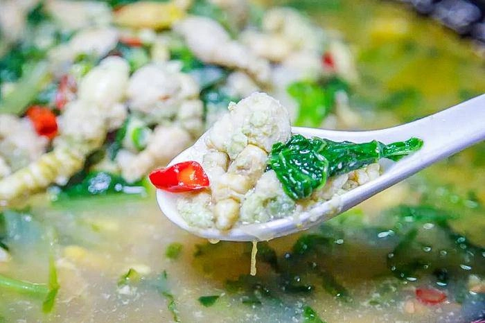 Loài sâu béo được người tq nghiền ra ăn như thịt khiến ai cũng hãi hùng - 6