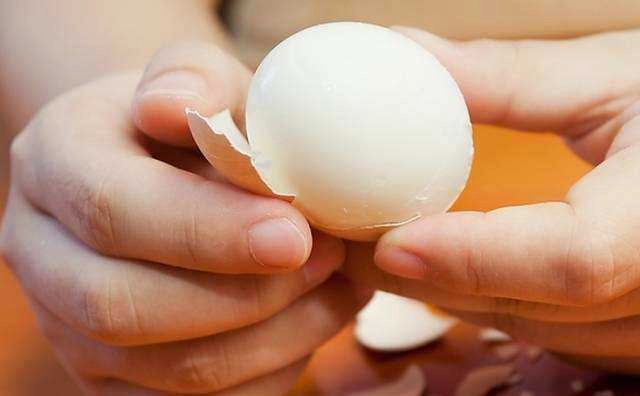 Luộc trứng rất kỵ hành động này nhiều người không biết bảo sao ăn vào hại sức khỏe - 3