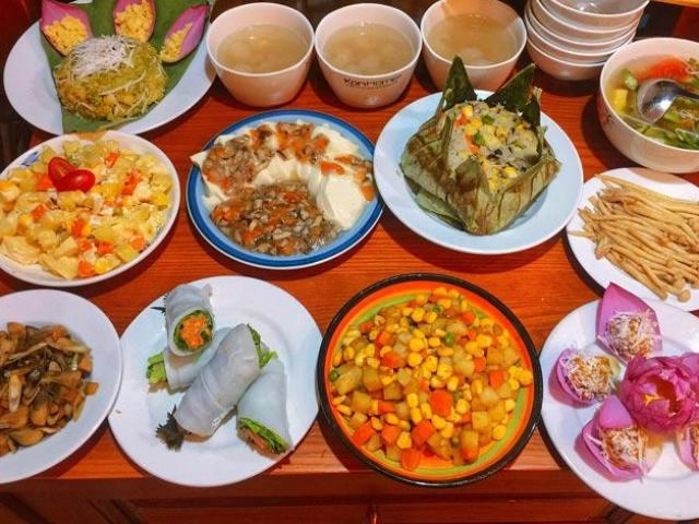 Mâm cỗ cúng chúng sinh và cúng vu lan khác nhau như thế nào - 4
