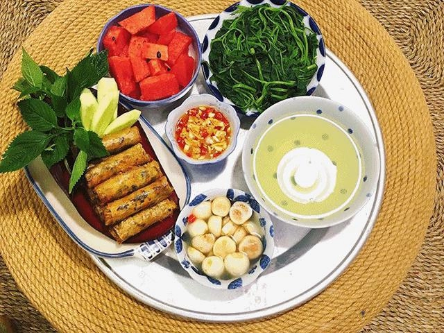 Mẹ đảm hn nghiện ngập xôi hoa bánh thạch chồng giám đốc thành xe ôm chở đi dạy mỗi ngày - 13