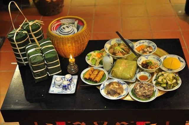 Năm kỷ hợi không nên cúng thịt lợn trong mâm cúng giao thừa - 1