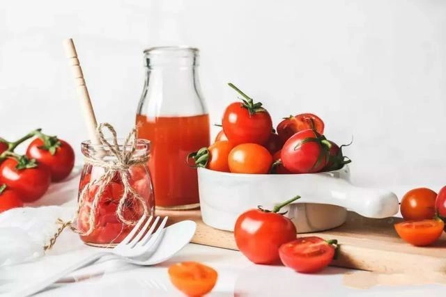 Nếu uống rượu ngày tết cấm kỵ ăn cùng 5 món này không rất dễ bị tiêu chảy - 1