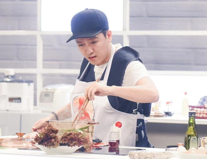 Nhã phương khoe lấy được chồng tốt biết nấu ăn sự thực tài bếp núc của trường giang thế nào - 2