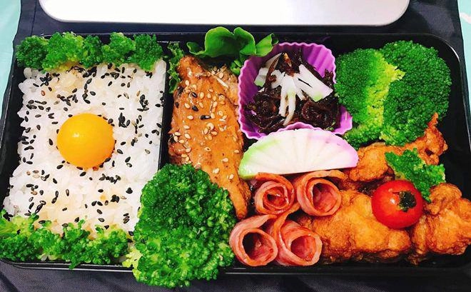 Những hộp cơm bento thịnh soạn của cô nàng khéo hết phần người ta chuẩn bị cho chồng - 15