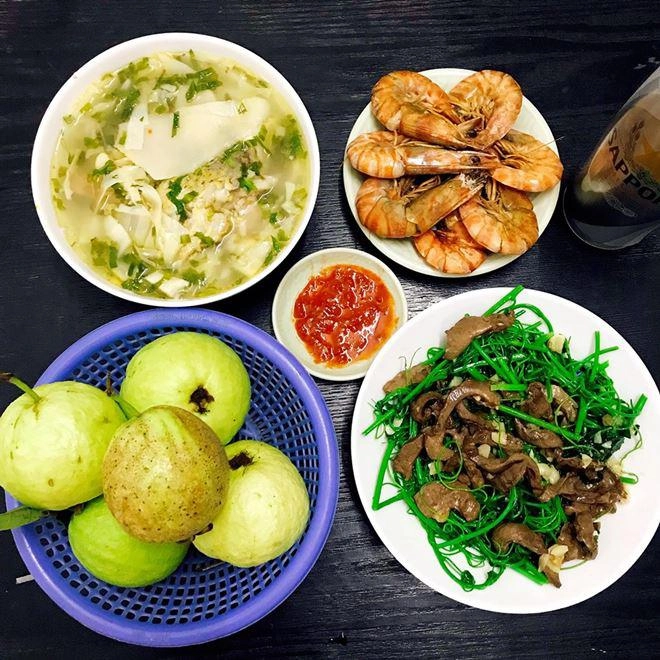 Những mâm cơm 4 người đủ món khiến chị em tưởng mẹ đảm hà nội chỉ ở nhà nấu ăn - 4