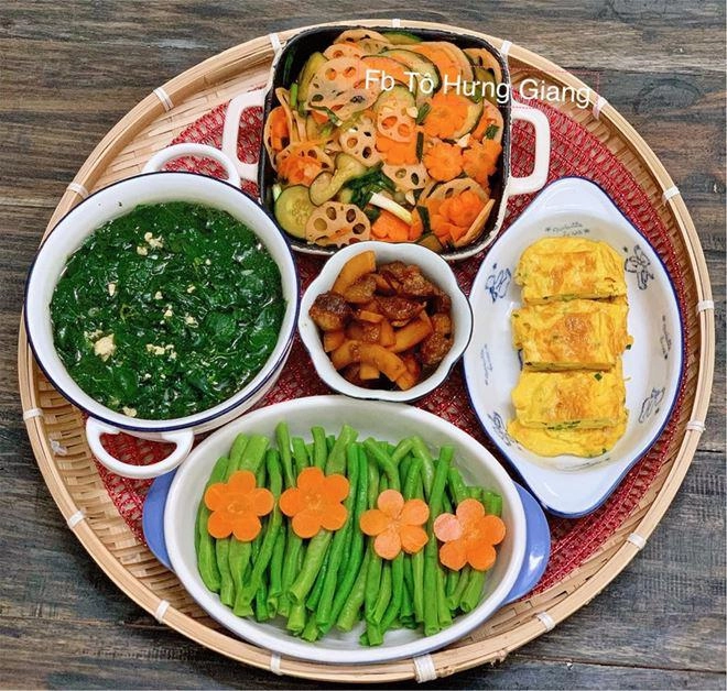 Những mâm cơm chuẩn ngày hè nhà có gì nấu đấy của mẹ đảm ai cũng muốn nấu theo ngay - 11