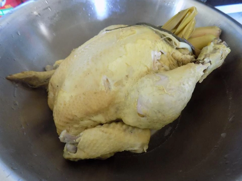 Nộm gà xé phay đơn giản dễ làm lại giòn ngon thanh mát vừa mang ra đã hết - 3