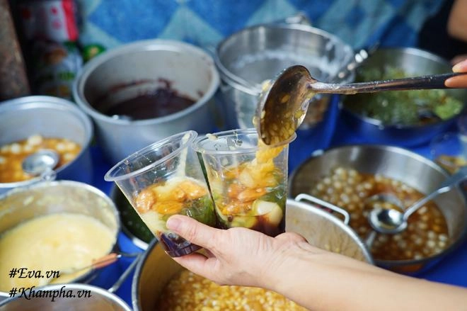 Quán chè đồng giá 10k vừa ngon vừa rẻ ở đoàn thị điểm 4 tiếng hết bay hàng - 7