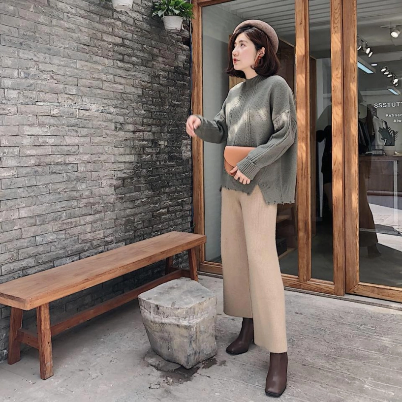 Ra ngoài là bà chủ giỏi giang về nhà 8x thành vợ đảm nấu cơm bữa nào chất bữa đó - 1