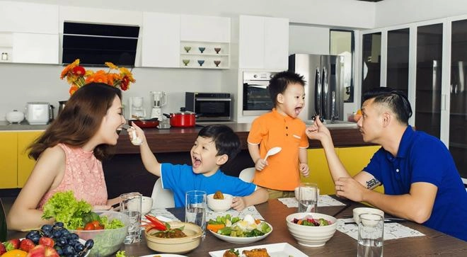 Sao việt trầm trồ vì con trai đan lê nấu ăn như nhà hàng nhưng cái kết đến tội nghiệp - 4