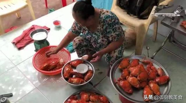 Sau 8 tháng gây sốt mâm cua dì ba lên báo ngoại ngạc nhiên với bình luận của dân mạng - 3
