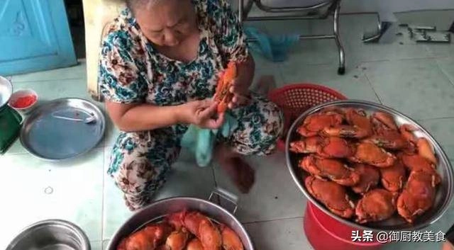 Sau 8 tháng gây sốt mâm cua dì ba lên báo ngoại ngạc nhiên với bình luận của dân mạng - 6