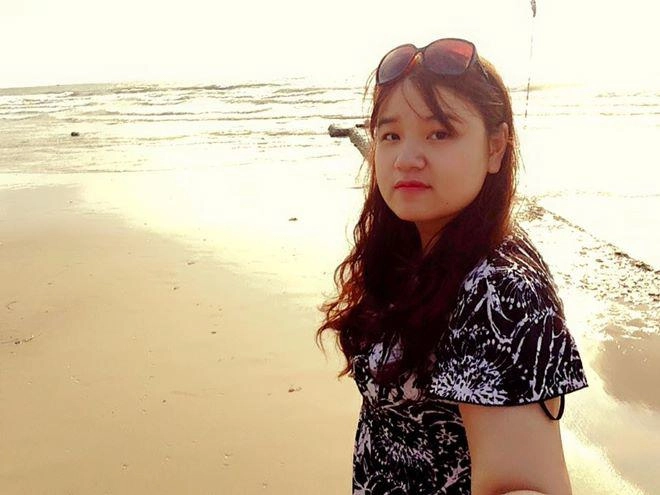 Sau sinh giảm 15kg bác sĩ sg ngày tới bệnh viện tối bán bánh ăn kiêng nườm nượp người mua - 1