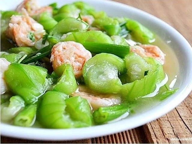 Sườn có 3 dấu hiệu này người bán không bao giờ mang về ăn chị em nên tránh xa - 4