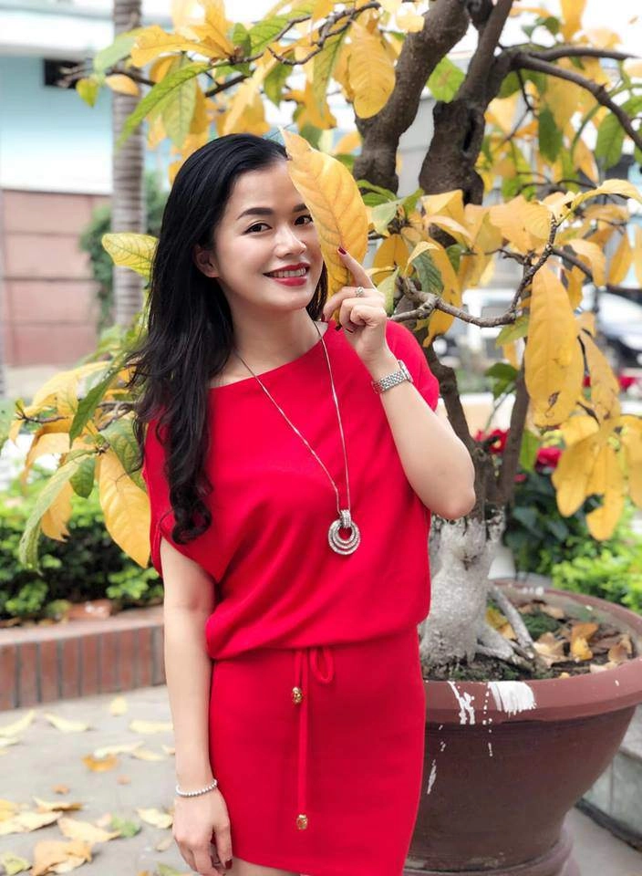 Tết xong mà nhìn thấy mâm cơm của 8x xinh đẹp này ai cũng thèm nhìn đã muốn nếm - 1