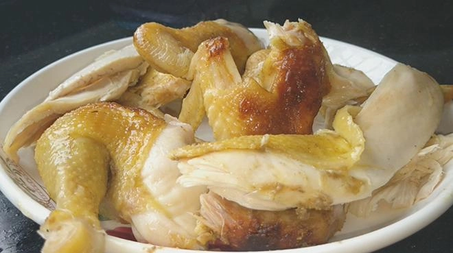 Thả con gà vào nồi cơm điện 40 phút sau cả nhà được ăn món ngon chưa từng thấy - 6