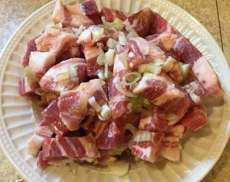 Thịt kho củ cải ngon đậm đà với cách làm đơn giản - 1