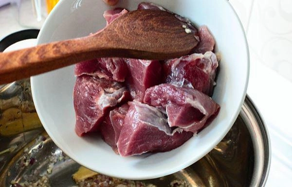 Thịt kho củ cải ngon đậm đà với cách làm đơn giản - 4