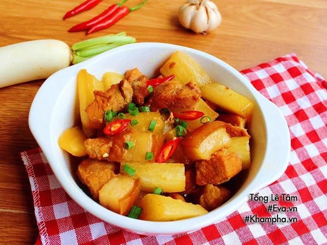 Thịt kho củ cải ngon đậm đà với cách làm đơn giản - 10