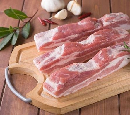 Thịt rang cháy cạnh ngon ngậy cùng hương vị đậm đà khó cưỡng - 1