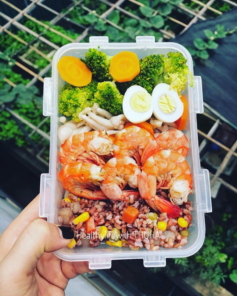 Tự nấu ăn 9x giảm 9kg và 18cm vòng bụng trong 3 tháng hội chị em mê ngẩn ngơ - 4