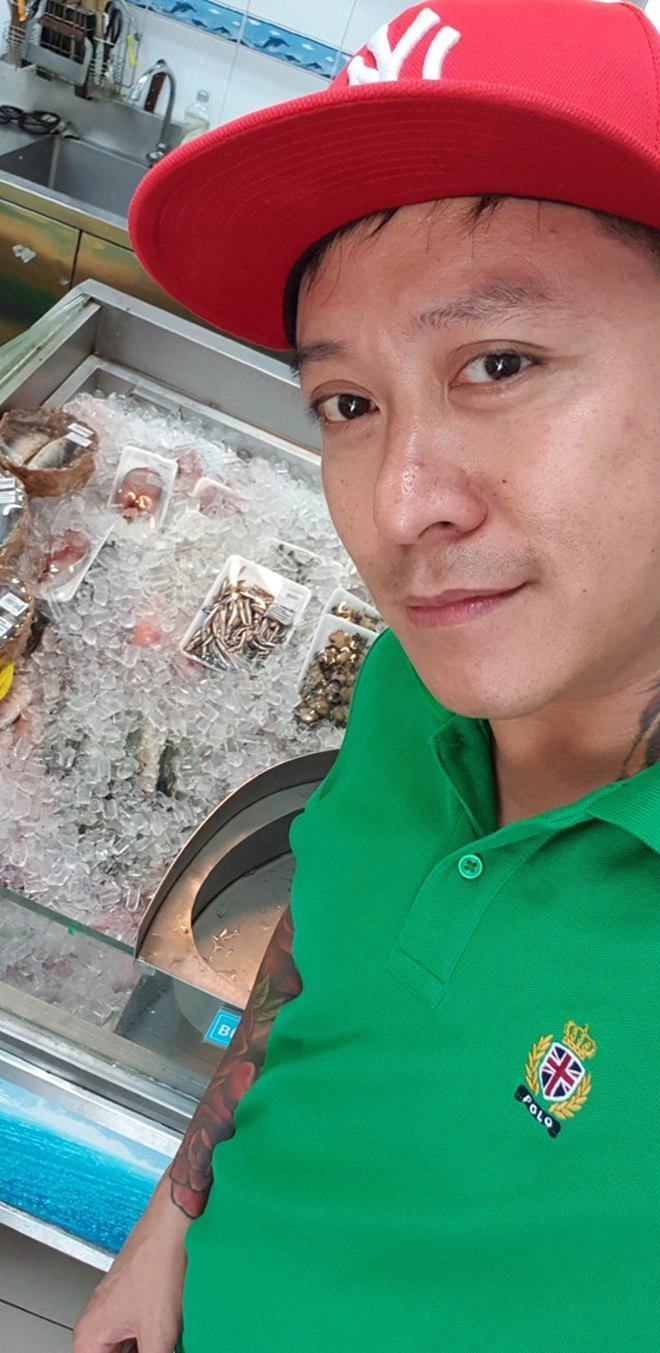 Người bán hàng ngạc nhiên khi thấy tuấn hưng xách làn đi chợ nấu cơm cho vợ bầu con nhỏ - 5