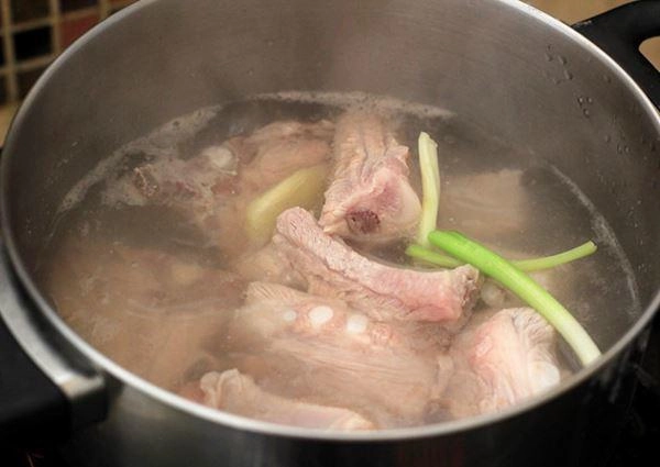 Tuyệt chiêu làm sườn kho tiêu chuẩn vị ăn một lần là mê - 1