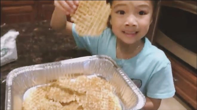 Vào bếp làm bánh nấu ăn cho 3 con mẹ đảm hồng ngọc gây xúc động vì câu nói này - 6
