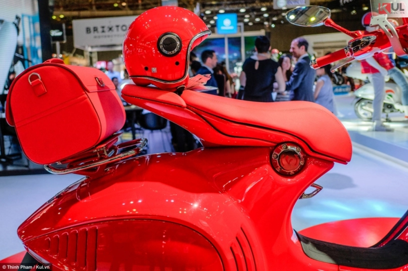 Vespa 946 red nổi bật tại triển lãm xe máy 2017 - 4