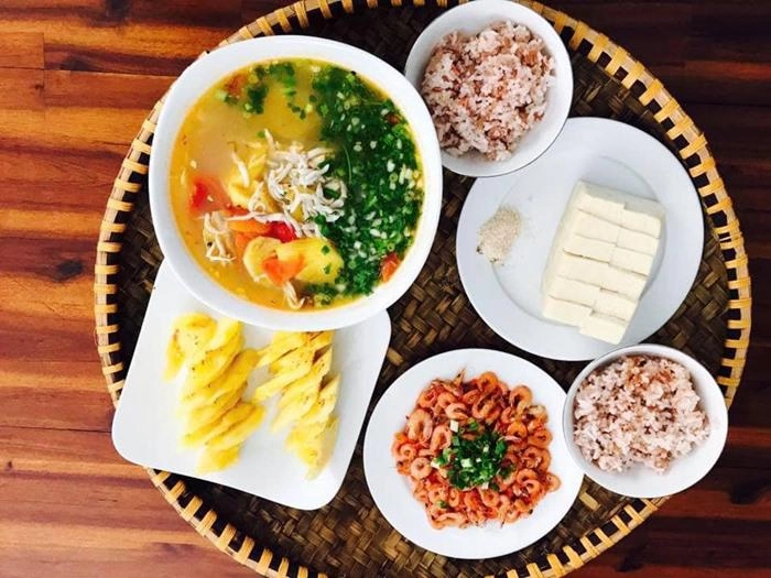 Vợ đảm 9x khoe những mâm cơm không thích thịt nhưng chồng vẫn háo hức đòi ăn hàng ngày - 12