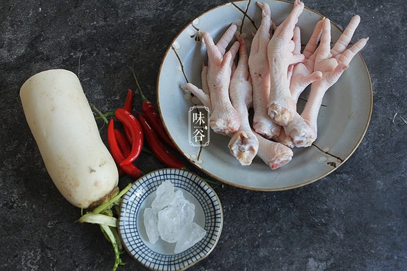 Vợ đảm làm chân gà rút xương ngâm chua ngọt vài tiếng là ăn được khiến ông xã mê mẩn - 1