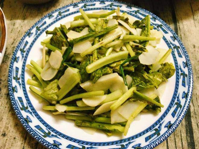 Vợ nấu cơm chiều ngon chồng con gắp mỏi tay vẫn thấy thèm - 4