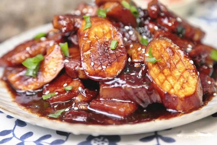Vô tình kho thịt lợn với thứ này rồi dọn lên mâm bỗng trở thành món gây nghiện - 5