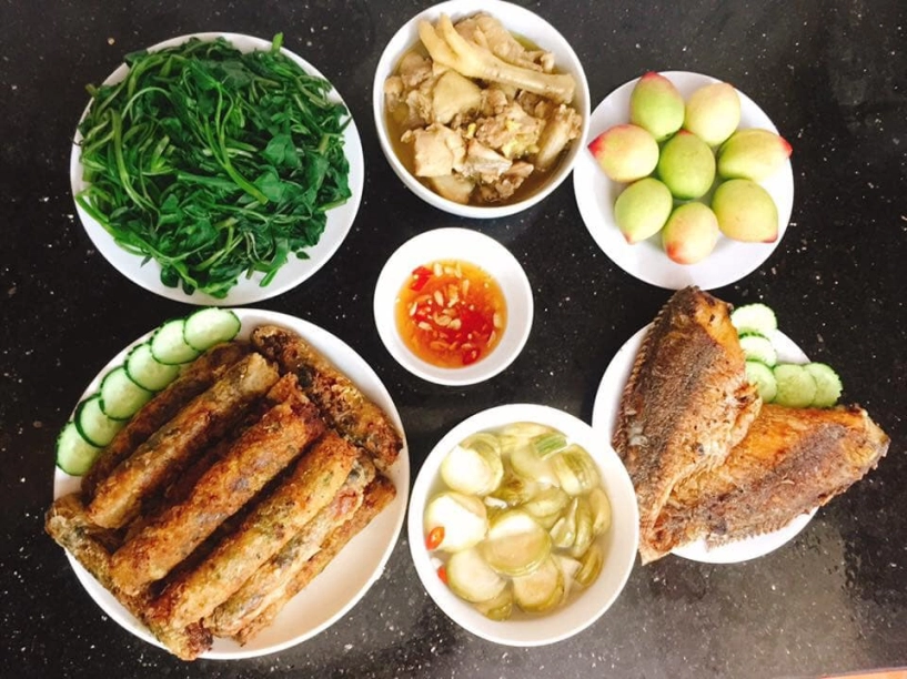 Vừa bầu lại nuôi con nhỏ vợ trẻ 9x suốt ngày nấu cơm tuyệt ngon vẫn sợ mình vô dụng - 3