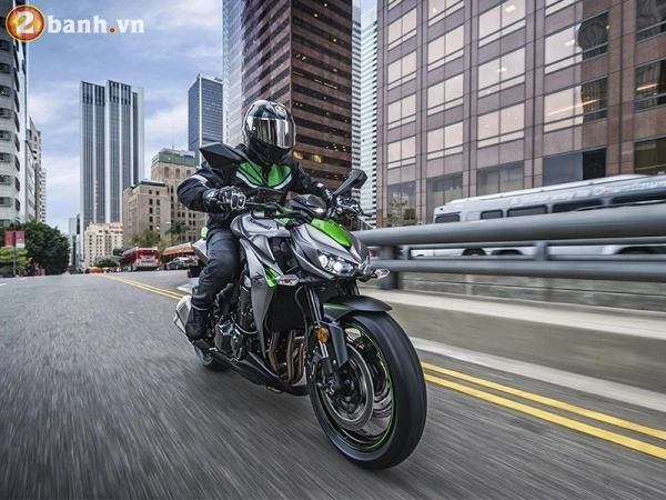 Yamaha mt-10 vs kawasaki z1000 - kẻ 8 lạng người nửa cân - 5