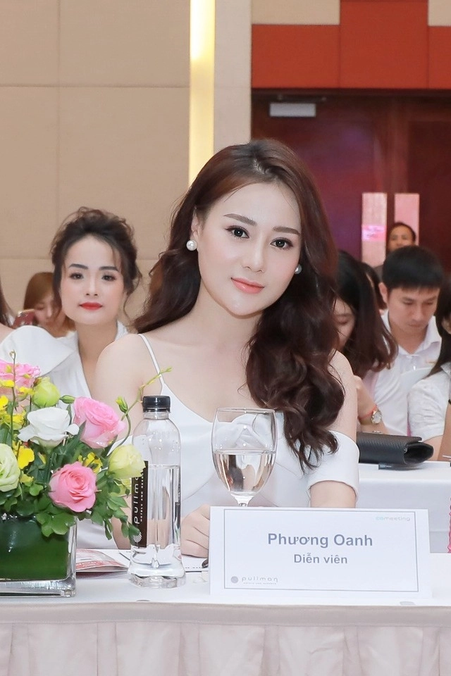 Bị chỉ trích vừa nổi tiếng đã đi phẫu thuật thẩm mỹ quỳnh búp bê gay gắt đáp trả - 2