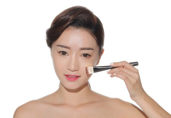 Đã qua rồi thời trang điểm cô dâu lộng lẫy bây giờ phải makeup tự nhiên mới là chân ái - 4