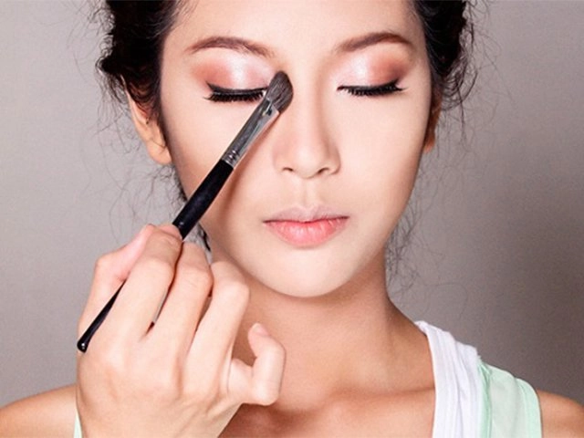 Đã qua rồi thời trang điểm cô dâu lộng lẫy bây giờ phải makeup tự nhiên mới là chân ái - 19