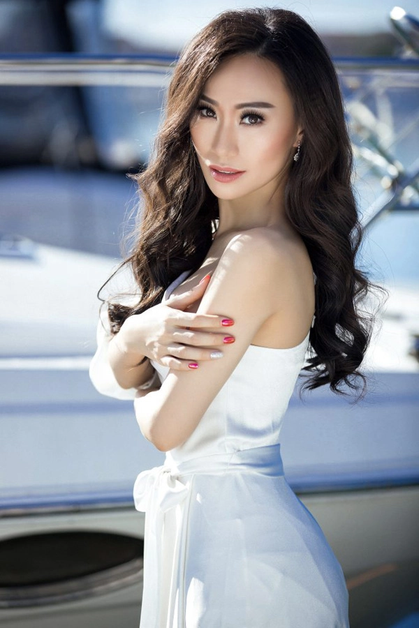 Hoa hậu trang lương đồng hành cùng missmrs golden world beauty pageant 2019 - 3