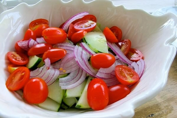Những món salad rau củ ngày tết đơn giản nhưng lại có tác dụng giảm cân cực kỳ hiệu quả - 1