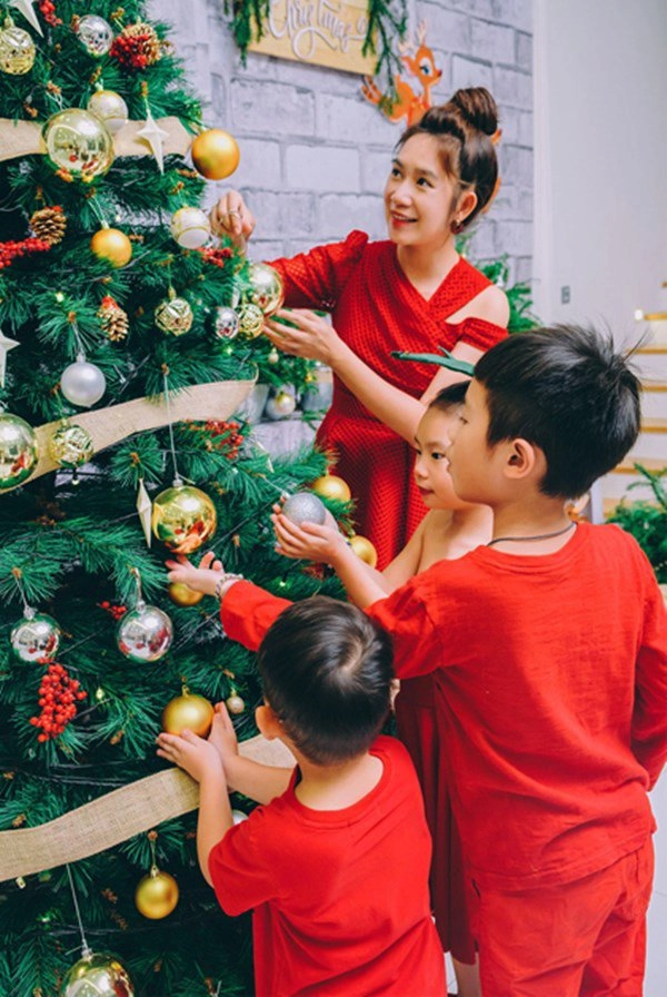 Sao việt đón noel to như tết không ngại bỏ tiền chục triệu trang trí nhà - 1