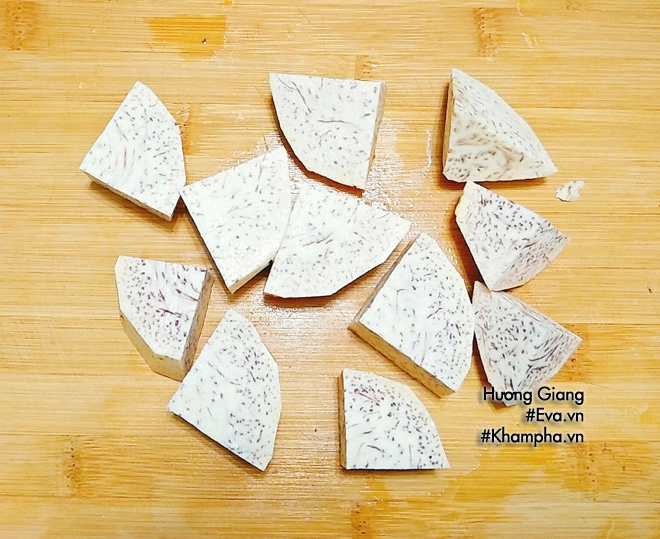 16 mẹ vào bếp làm đãi con món bánh khoai môn chiên xù - 2