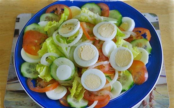 3 cách làm salad cực ngon giải nhiệt mùa hè - 4