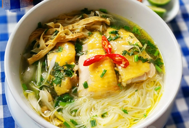 4 món bún ăn sáng tự làm tuyệt ngon khiến chồng chẳng muốn ra hàng - 4