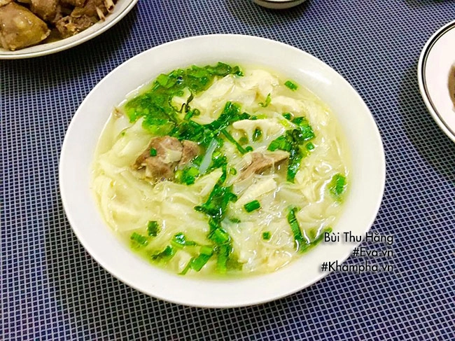 5 người thưởng thức thỏa thích bữa cơm hấp dẫn này - 5