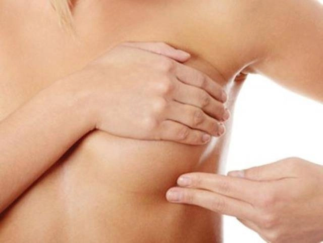 Áp dụng cách này thì ngực chảy xệ như quả mướp cũng săn chắc căng tròn như gái đôi mươi - 2